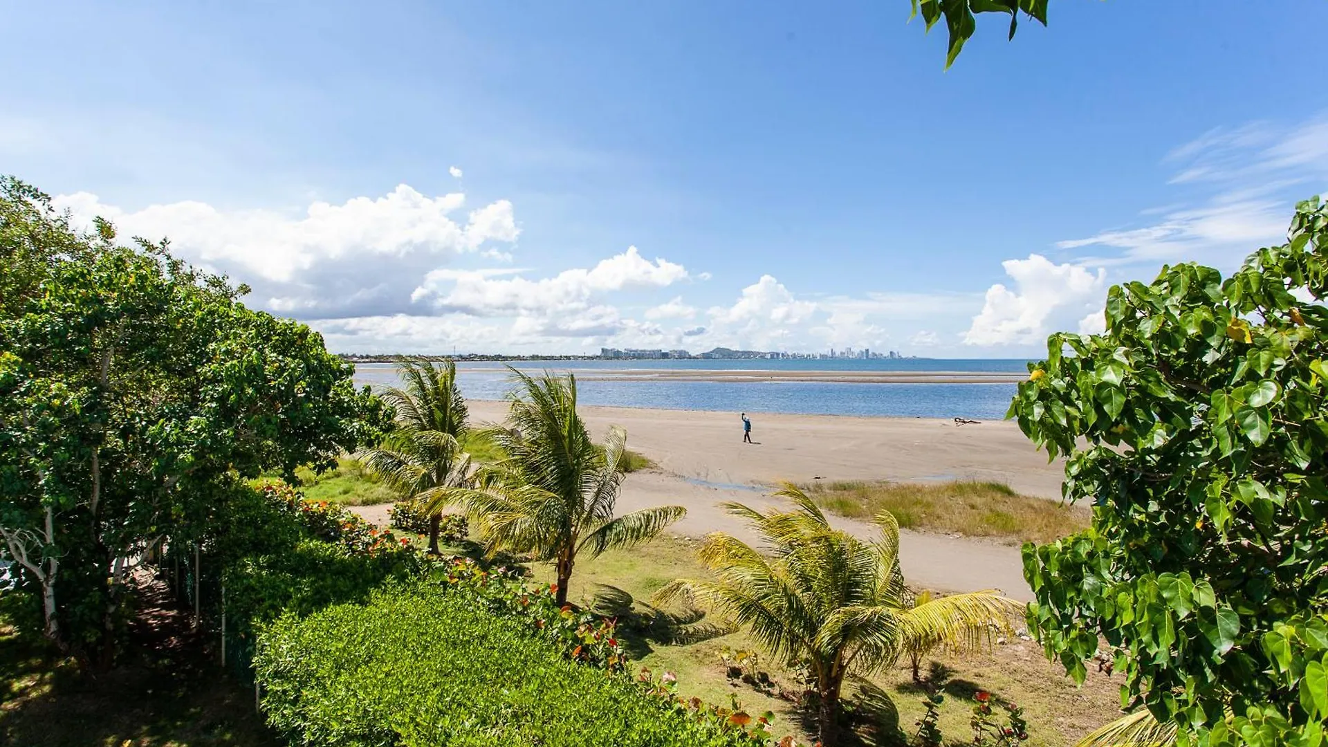 Villa Dhozt Marlinda Beach House. Cartagena Colombia